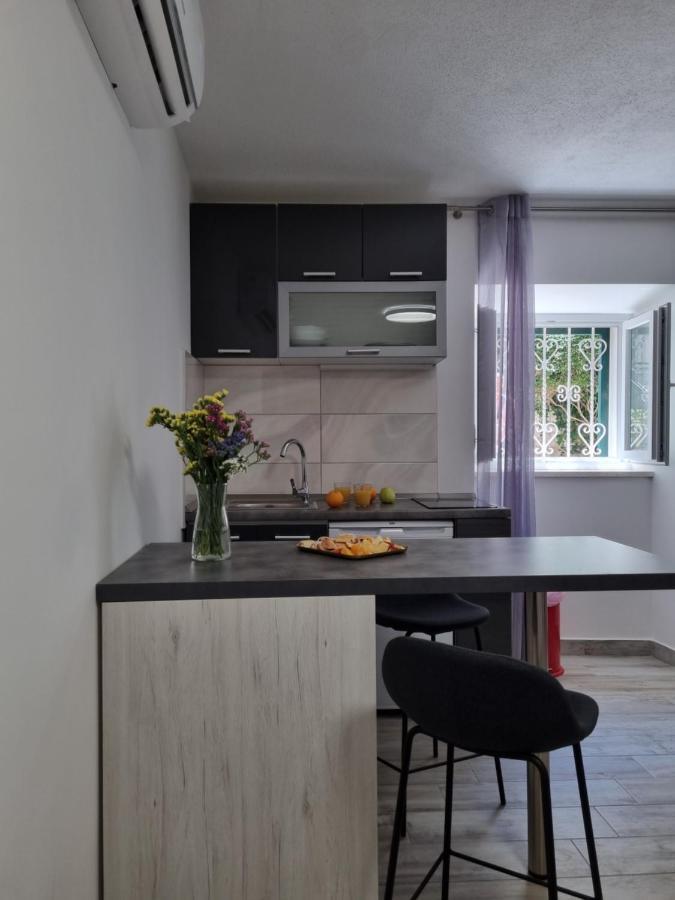 Studio Apartment Rosalie 斯普利特 外观 照片