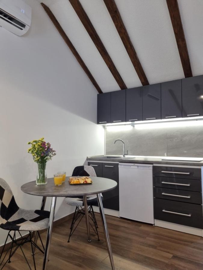 Studio Apartment Rosalie 斯普利特 外观 照片