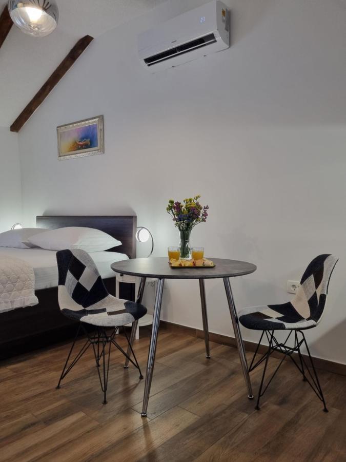 Studio Apartment Rosalie 斯普利特 外观 照片
