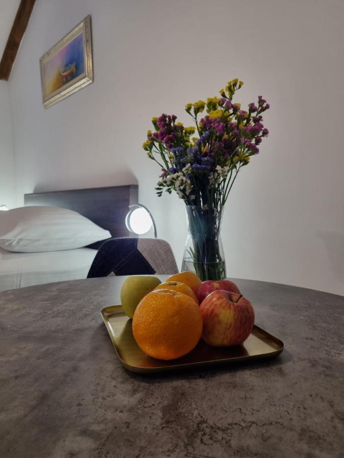 Studio Apartment Rosalie 斯普利特 外观 照片