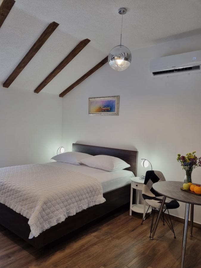 Studio Apartment Rosalie 斯普利特 外观 照片